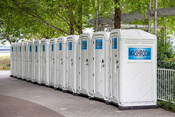 Best Portable restroom trailer rental  in Cecil Bishop, PA